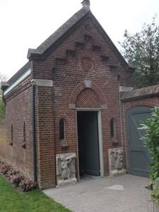 De Mariakapel op het H. Hartkerkhof